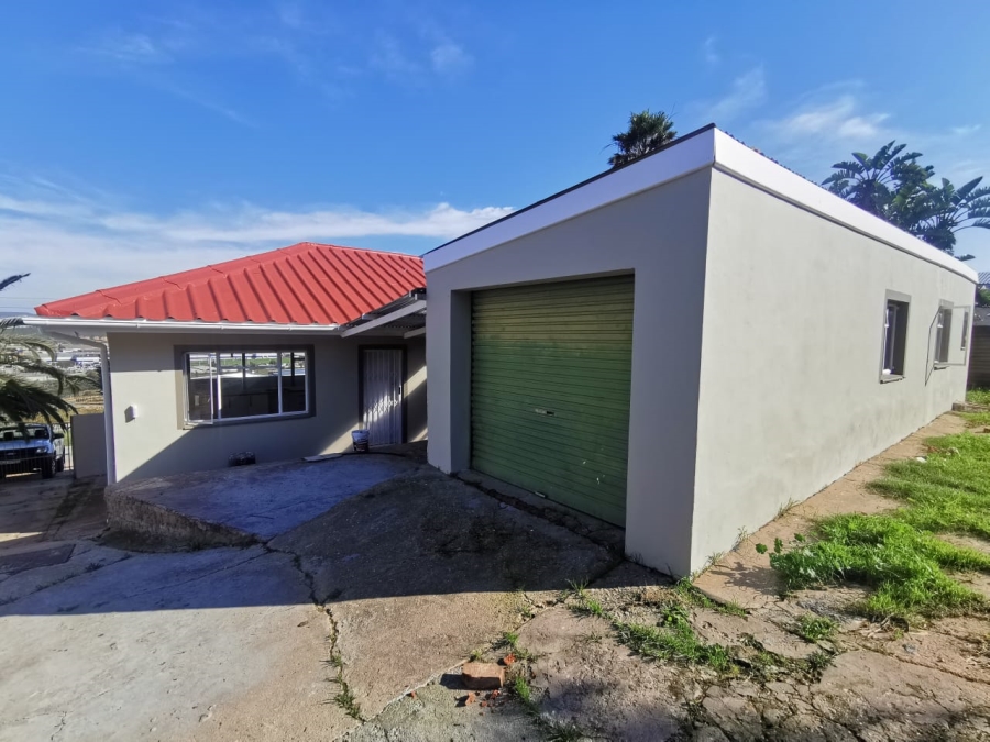 3 Bedroom Property for Sale in Van Riebeeck Hoogte Eastern Cape